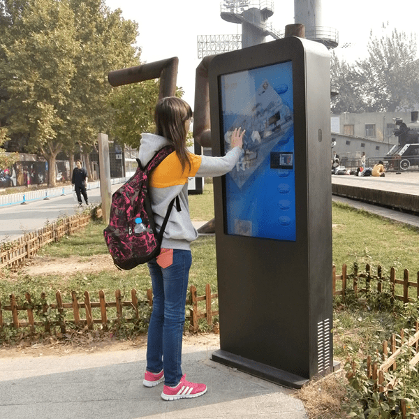 条形智能户外广告机-人机交互功能